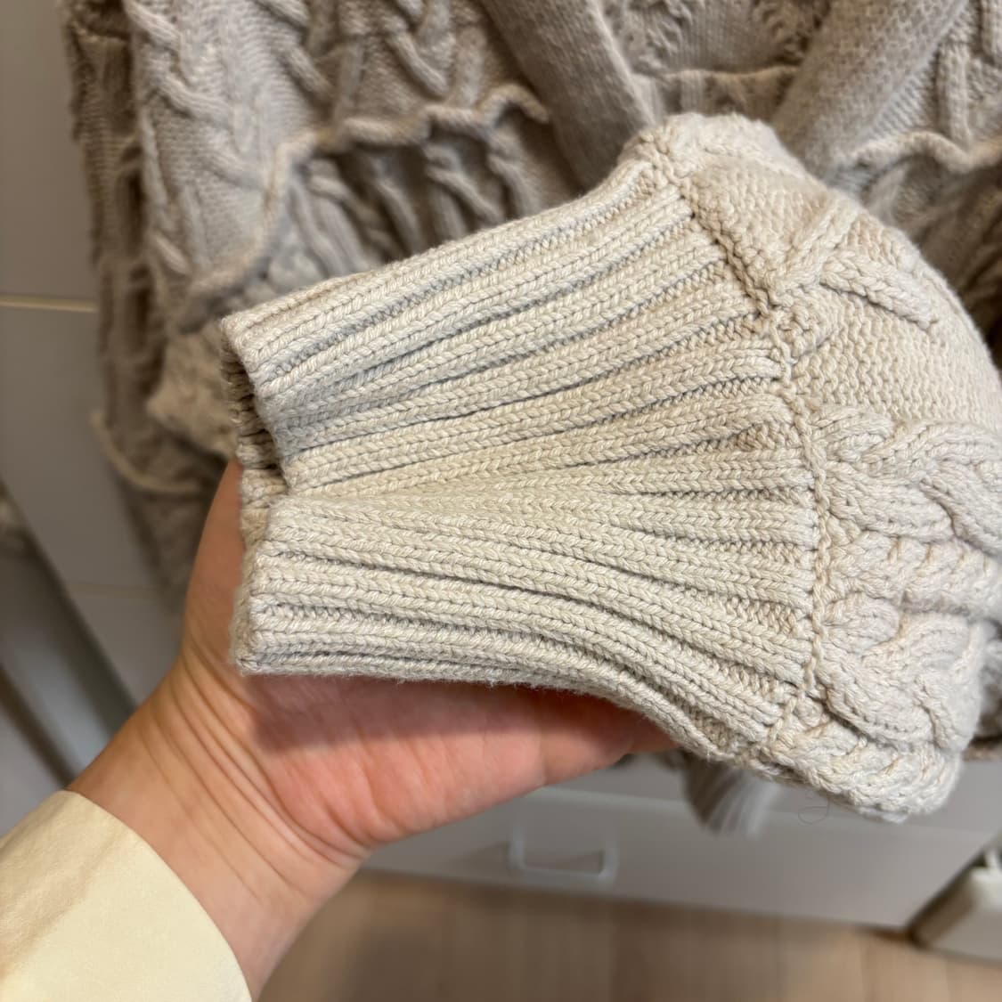 PAGEBOY 오버핏 꽈배기 포근 짜임 면 가디건 상품이미지5