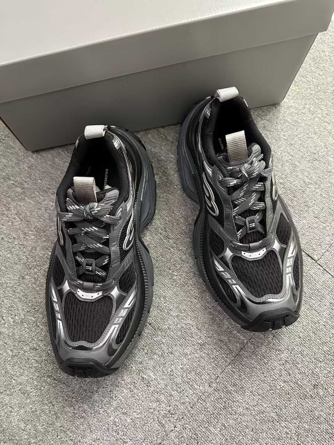 발렌시아가 6XL 블랙 스니커즈  상품이미지5