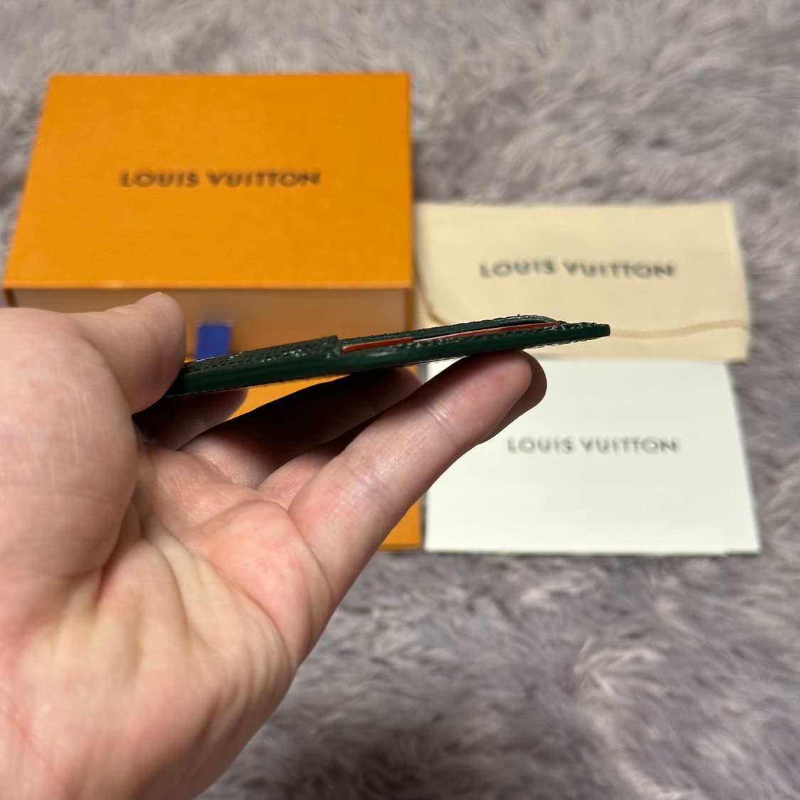 [풀구성] 루이비통 이클립스 헤리티지 맥세이프 마그네틱 카드지갑 그린 상품이미지7