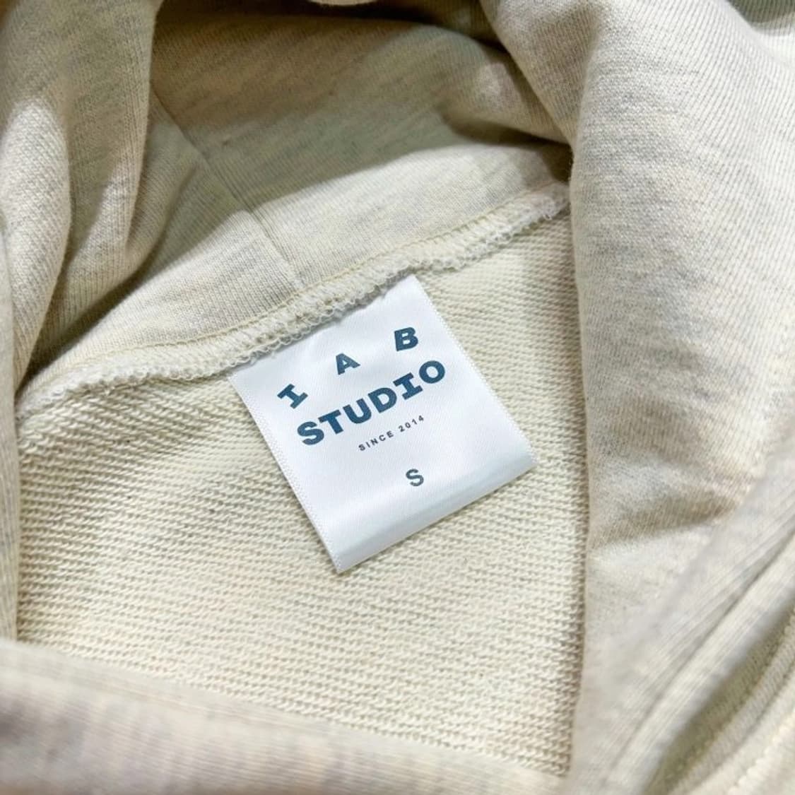 아이앱스튜디오 후드티 상품이미지6