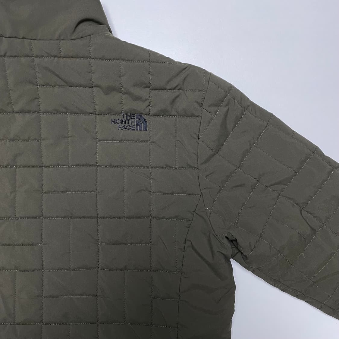 노스페이스 경량 패딩 L 상품이미지5