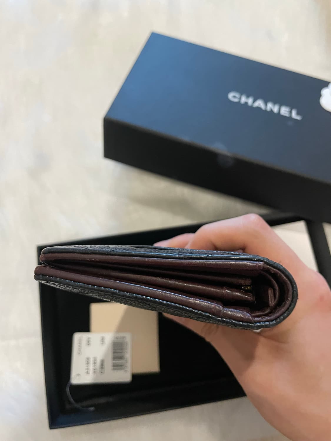 샤넬 캐비어 장지갑 블랙 금장 상품이미지6