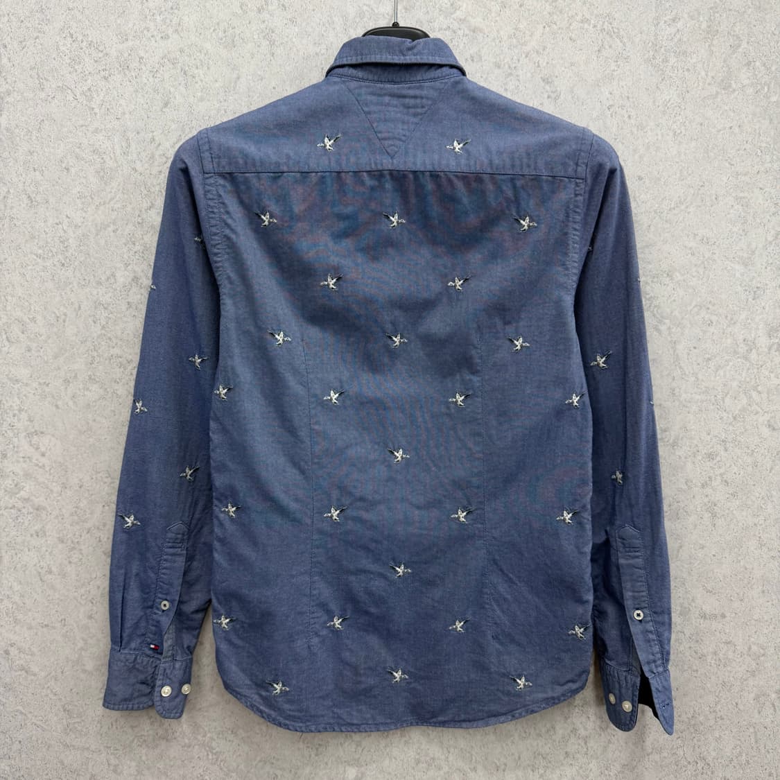 90 타미힐피거 여자 샴브레이 셔츠 상품이미지2