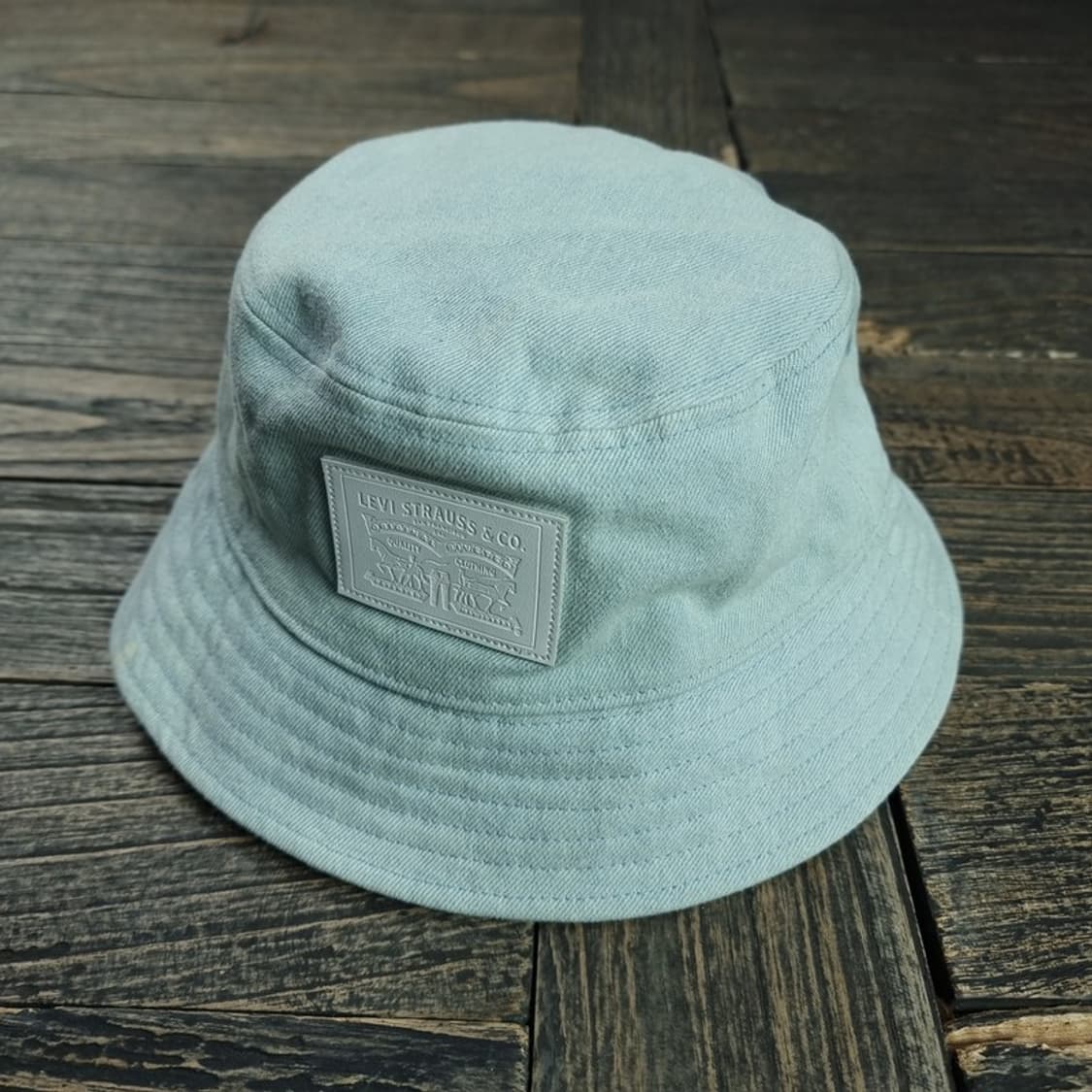 [리바이스] 빅로고 패치 리버시블 양면 벙거지 버킷햇 M18794 상품이미지1