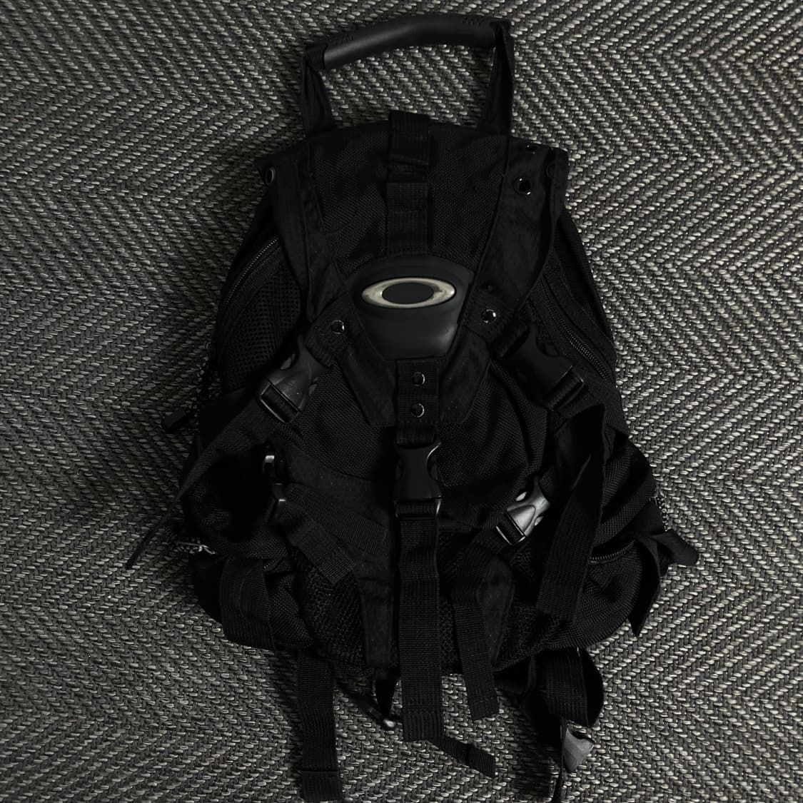 오클리 아이콘 3.0 테크니컬 테크 백팩 y 3397 상품이미지2