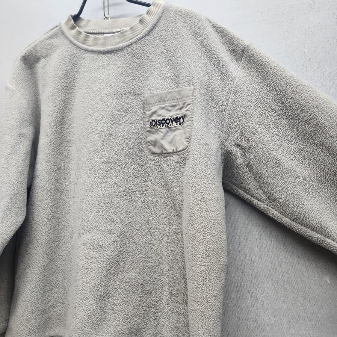 디스커버리 백 빅로고  후리스 원포켓 맨투맨 M 상품이미지2