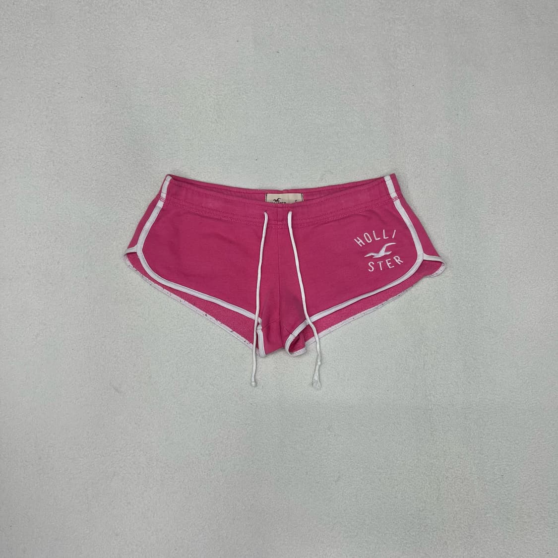 Hollister pink micro shorts 상품이미지4