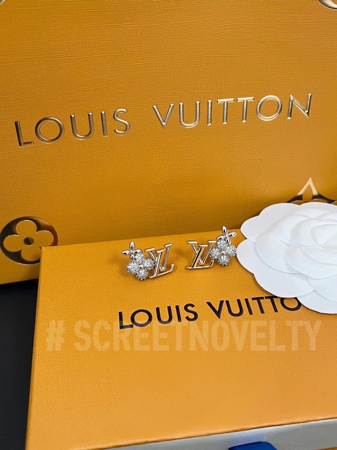 LV GRAM 이어링 큐빅플라워 풀박스 상품이미지4