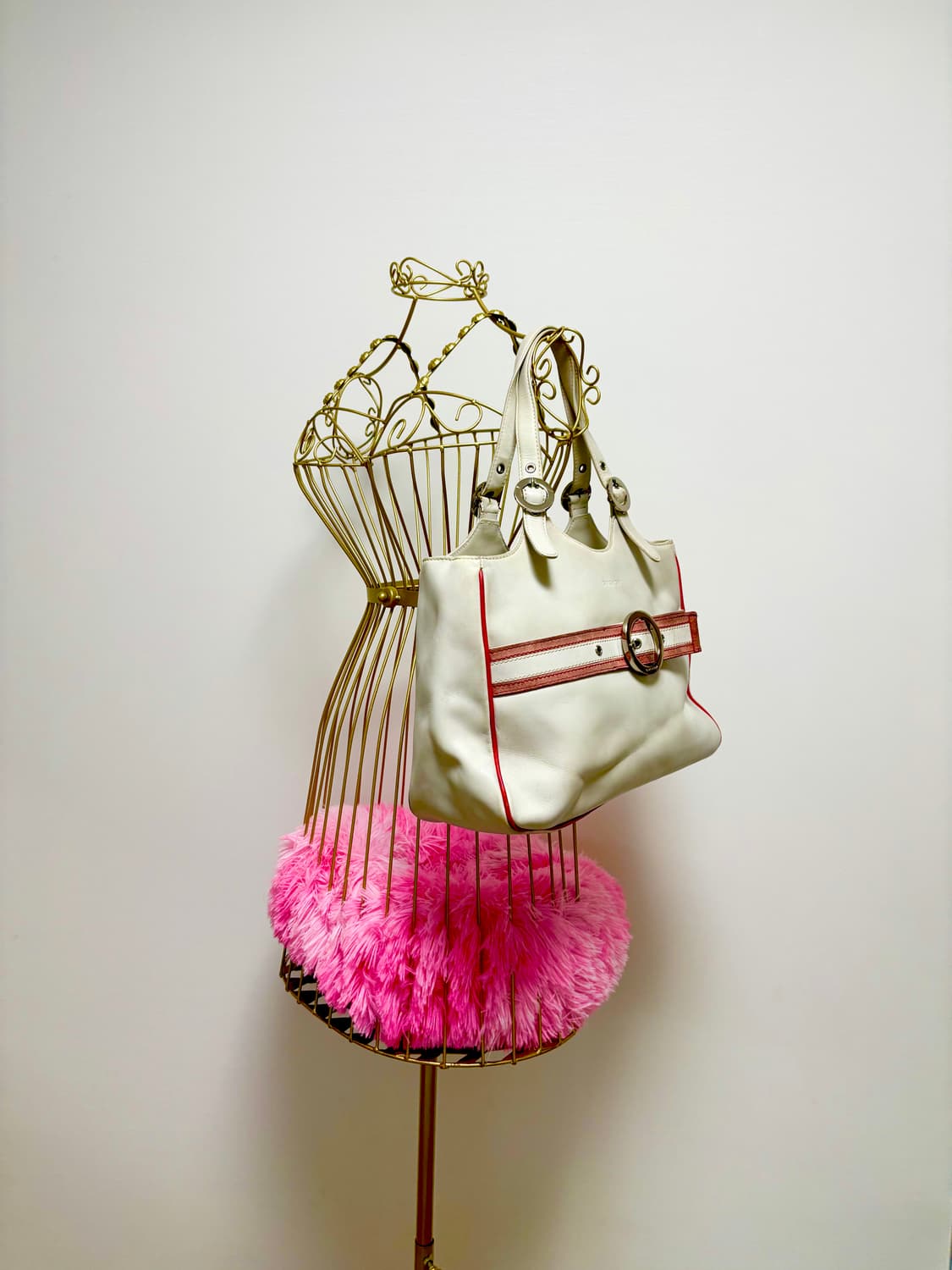 정품 지방시 숄더백. 상품이미지1