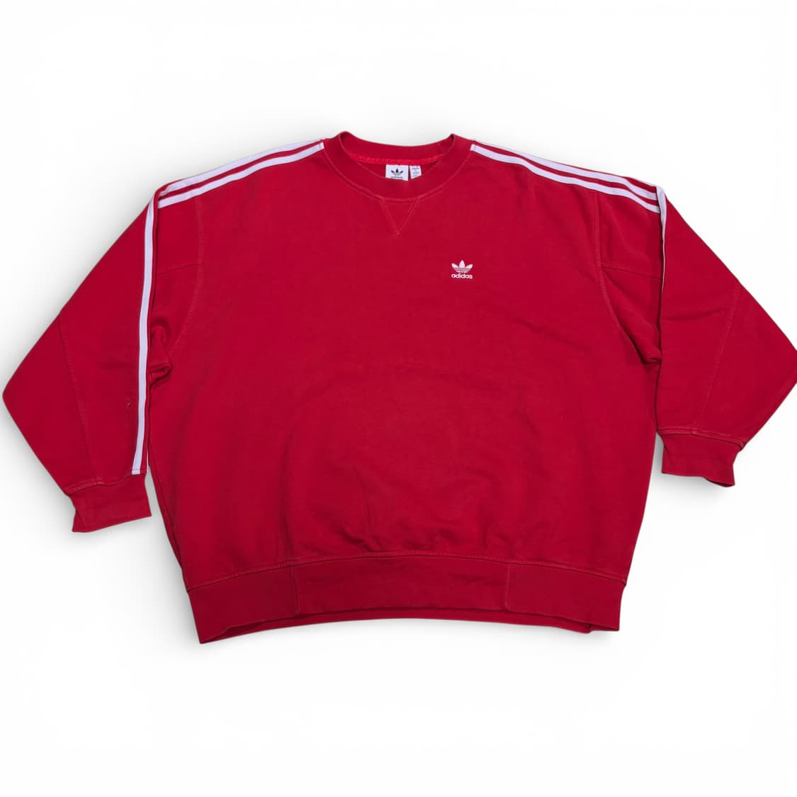 L 아디다스 레드 삼선 오버핏 크루넥 맨투맨 상품이미지1