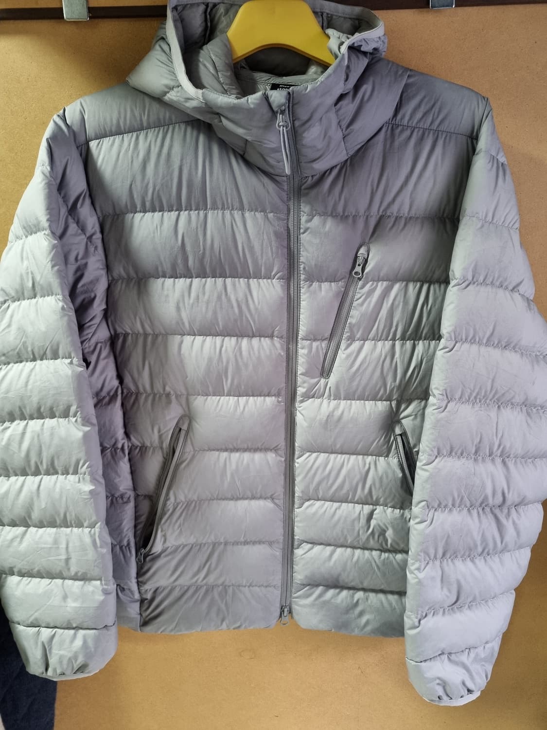 무신사스탠다드 남성 경량패딩  상품이미지1