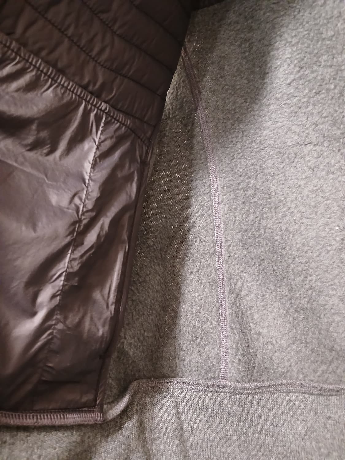 노스페이스 정품 여성 후드 패딩 조끼 85 ~ 90 사이즈 상품이미지3