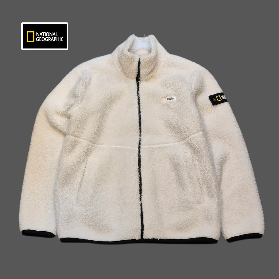 L(착샷잇음) 내셔널지오그래픽 화이트 후리스집업  상품이미지1