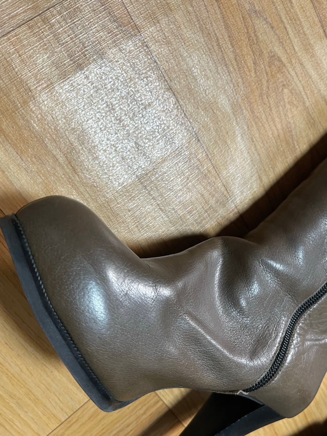 닥스 정품 여성용 가죽 하이힐 부츠 브라운 240 상품이미지4