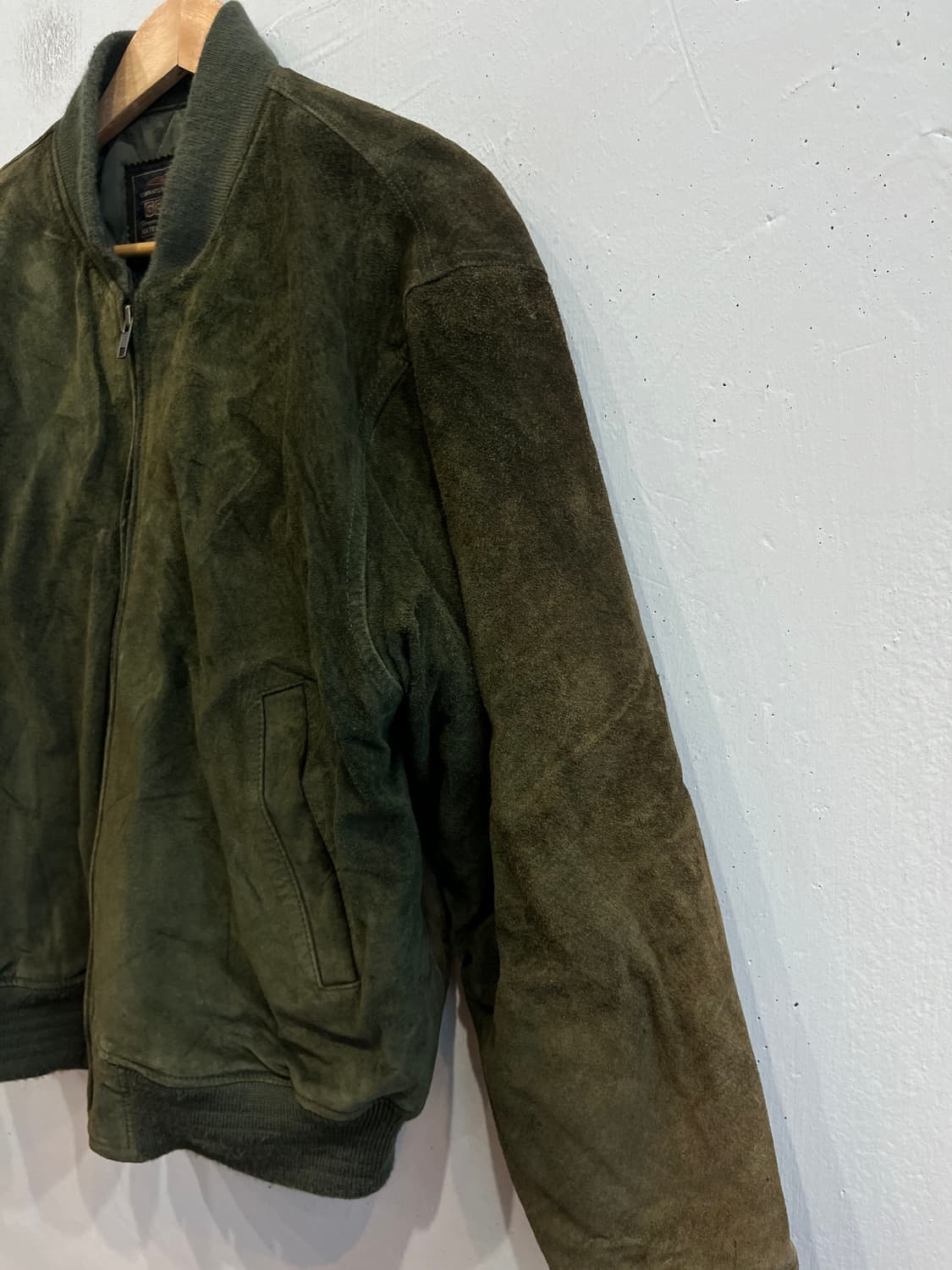 GEMBONY 돈피 스웨이드 봄버 자켓 상품이미지2