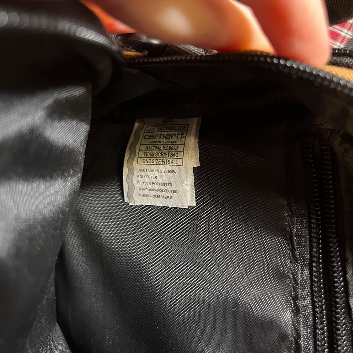 칼하트 wip 미니 크로스백 상품이미지9