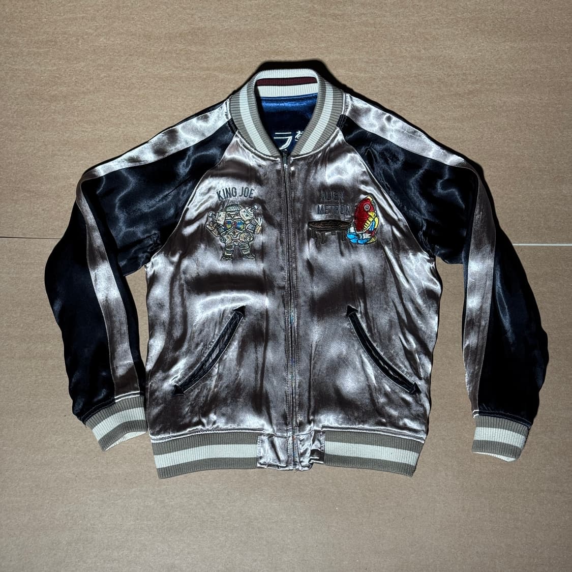 Studio D’artisan 울트라세븐스카쟌 (리버시블) 상품이미지3