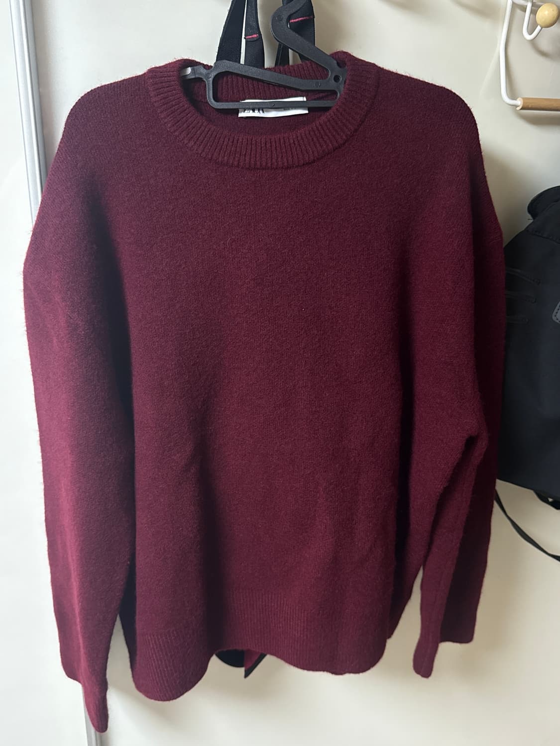자라 플레인 니트 스웨터 버건디 상품이미지5