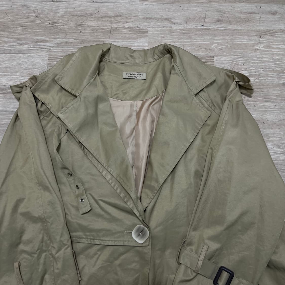 버버리 런던 여성 A라인 플레어 트렌치 코트 [베이지] M/95 상품이미지2