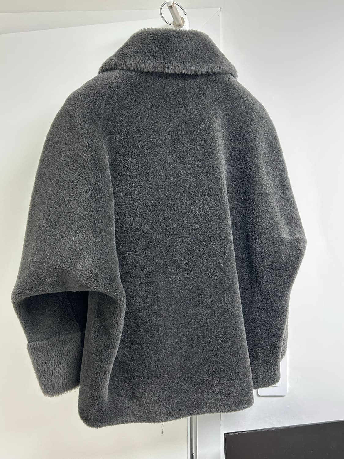 칼라거펠트 양모 무스탕자켓 상품이미지2