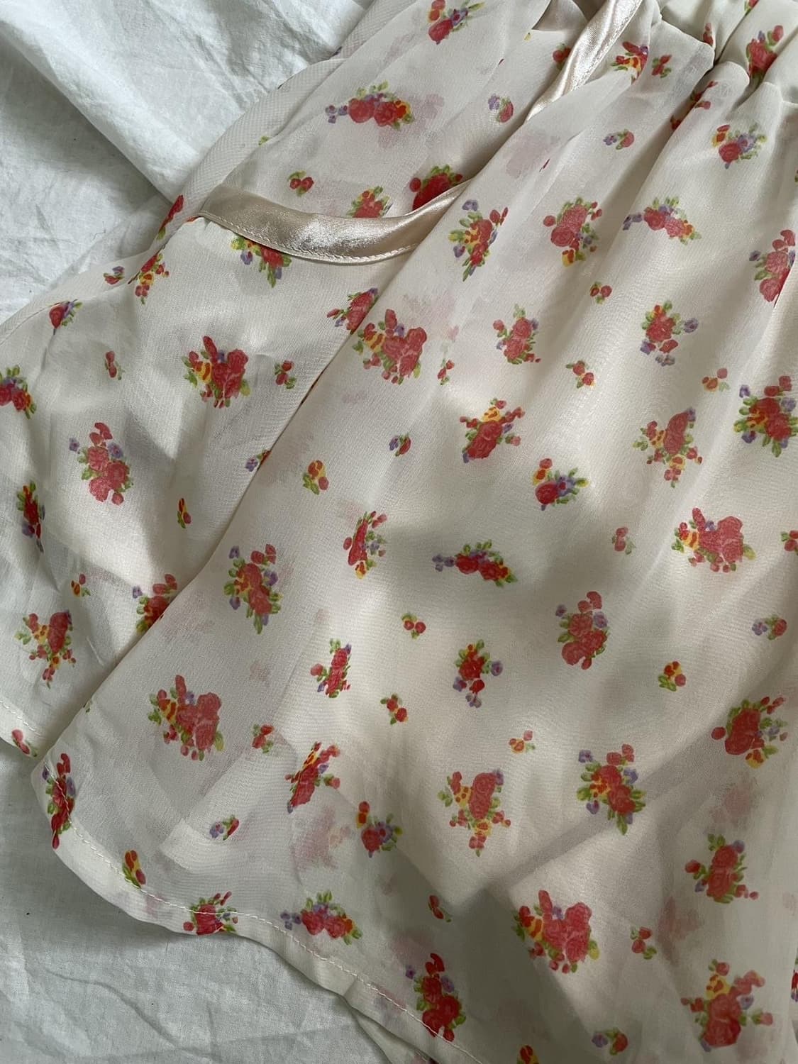 페미닌 플라워 쉬폰 밴딩 반바지 상품이미지2