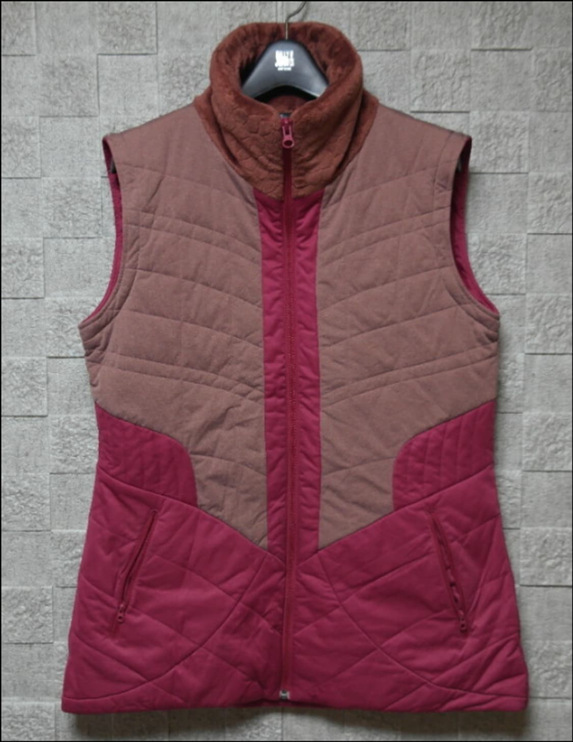 블랙야크 여성 패딩 조끼 상품이미지1