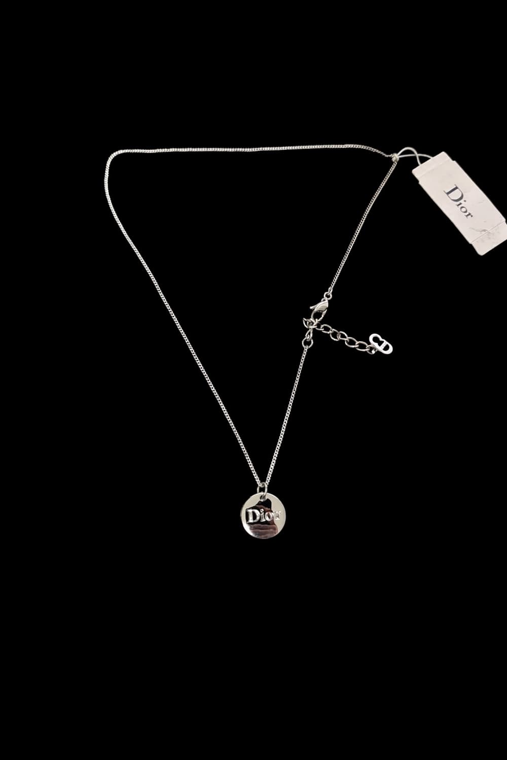 (정품 디올) 크리스챤 디올 목걸이 판매합니다 상품이미지1