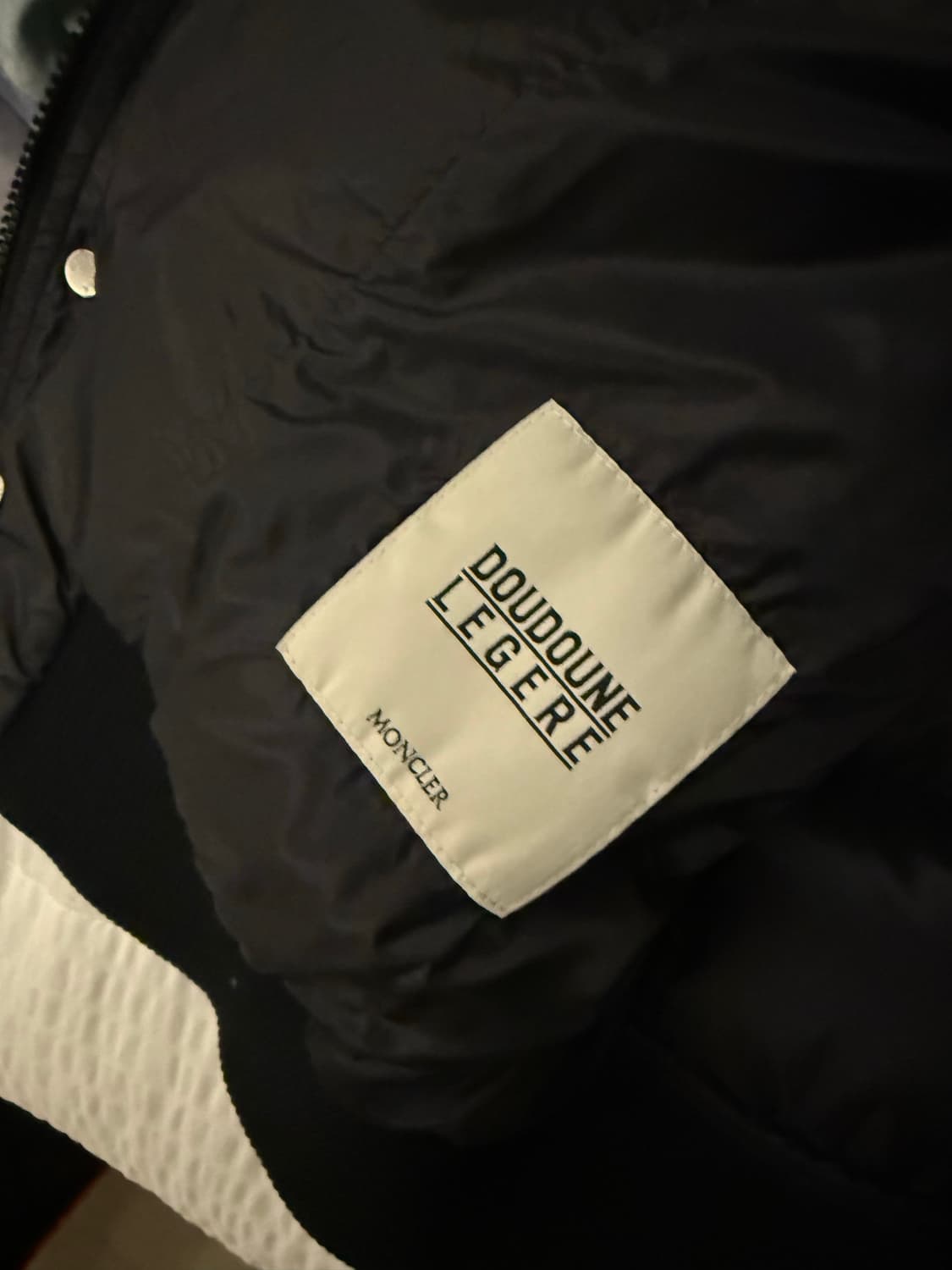 몽클레어 바시티 패딩 상품이미지4