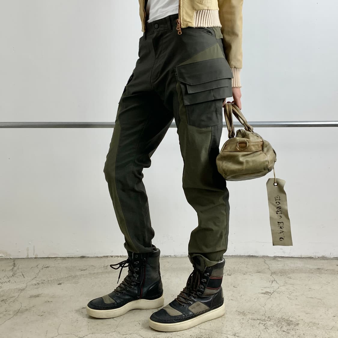 화이트 마운티니어링 테크니컬 카고 팬츠 상품이미지5