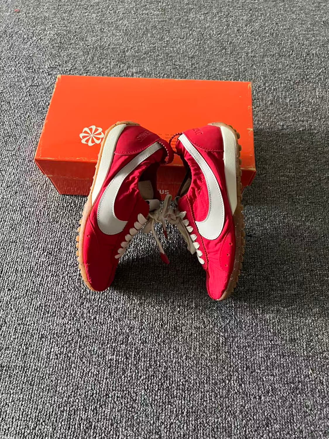 나이키 x 자크뮈스 문 슈 SP 유니버시티 레드 앤 바이시클 옐로우  상품이미지2