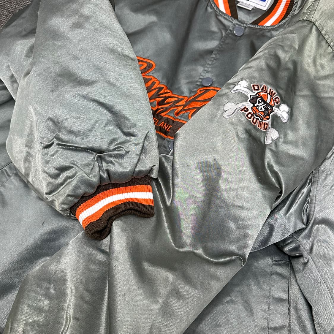 푸마 90s NFL클리블랜드브라운스 새틴 스타디움점퍼 XL 상품이미지6