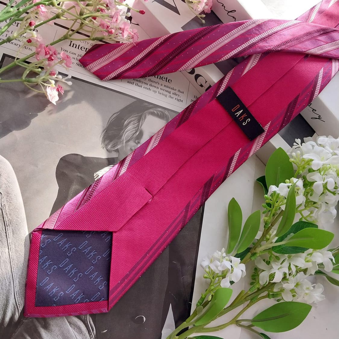 닥스 실크 레드 스트라이프 패턴 넥타이 8.7cm A+등급 K1948 상품이미지4