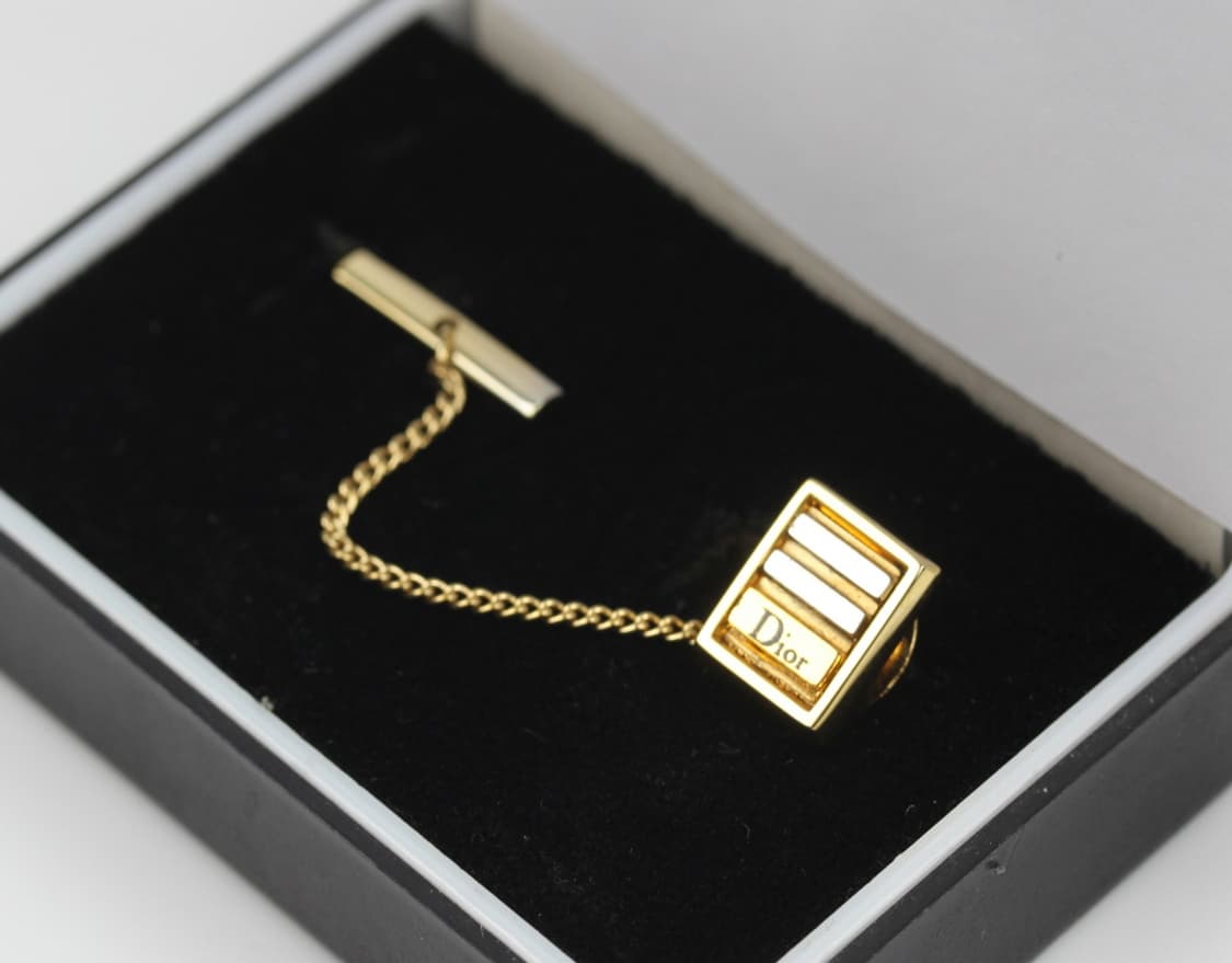 디올 B+등급 남자 명품 뱃지 핀 포인트 빈티지 상품이미지1