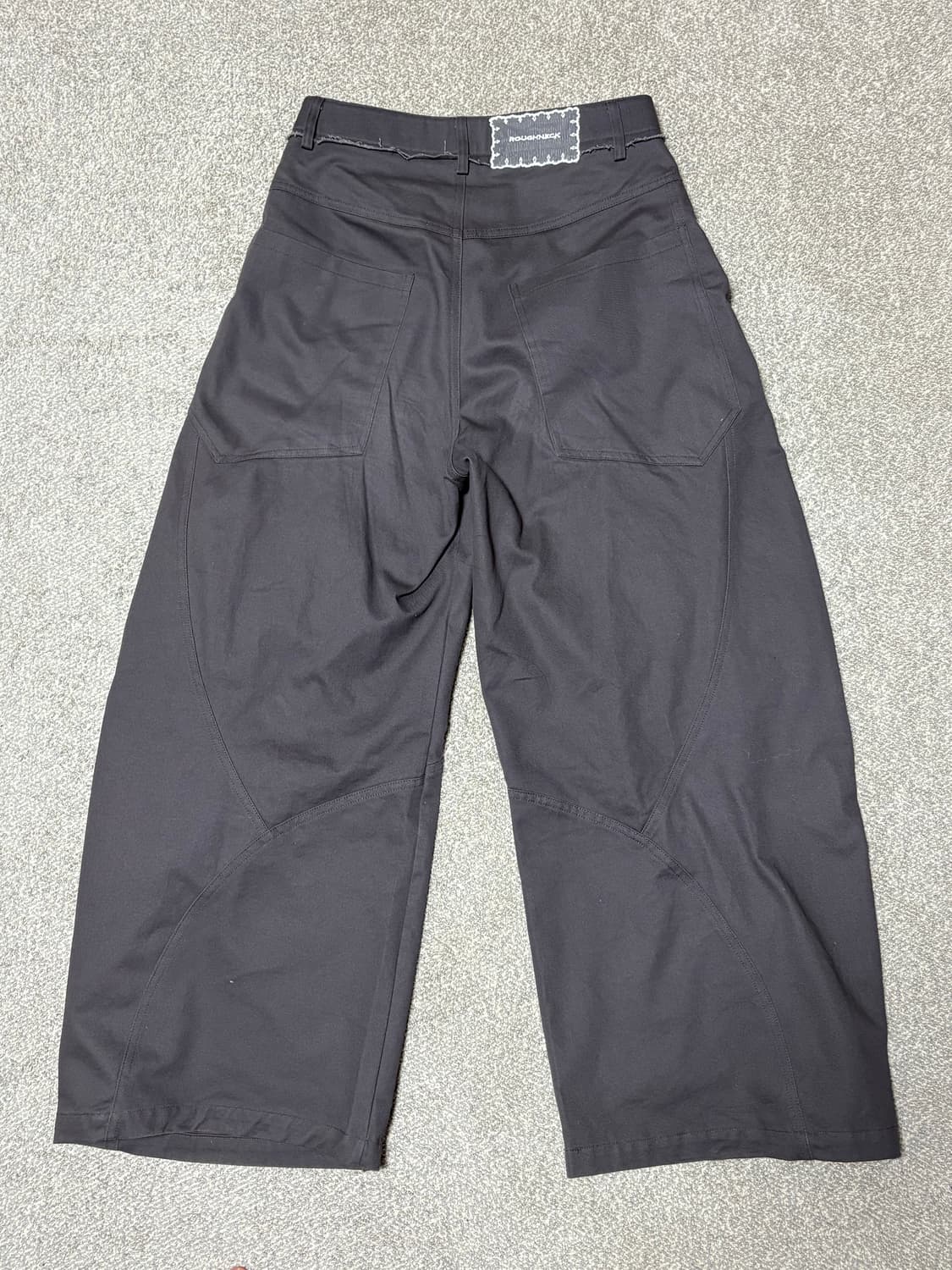 러프넥 destroyed wide pants brown 상품이미지4