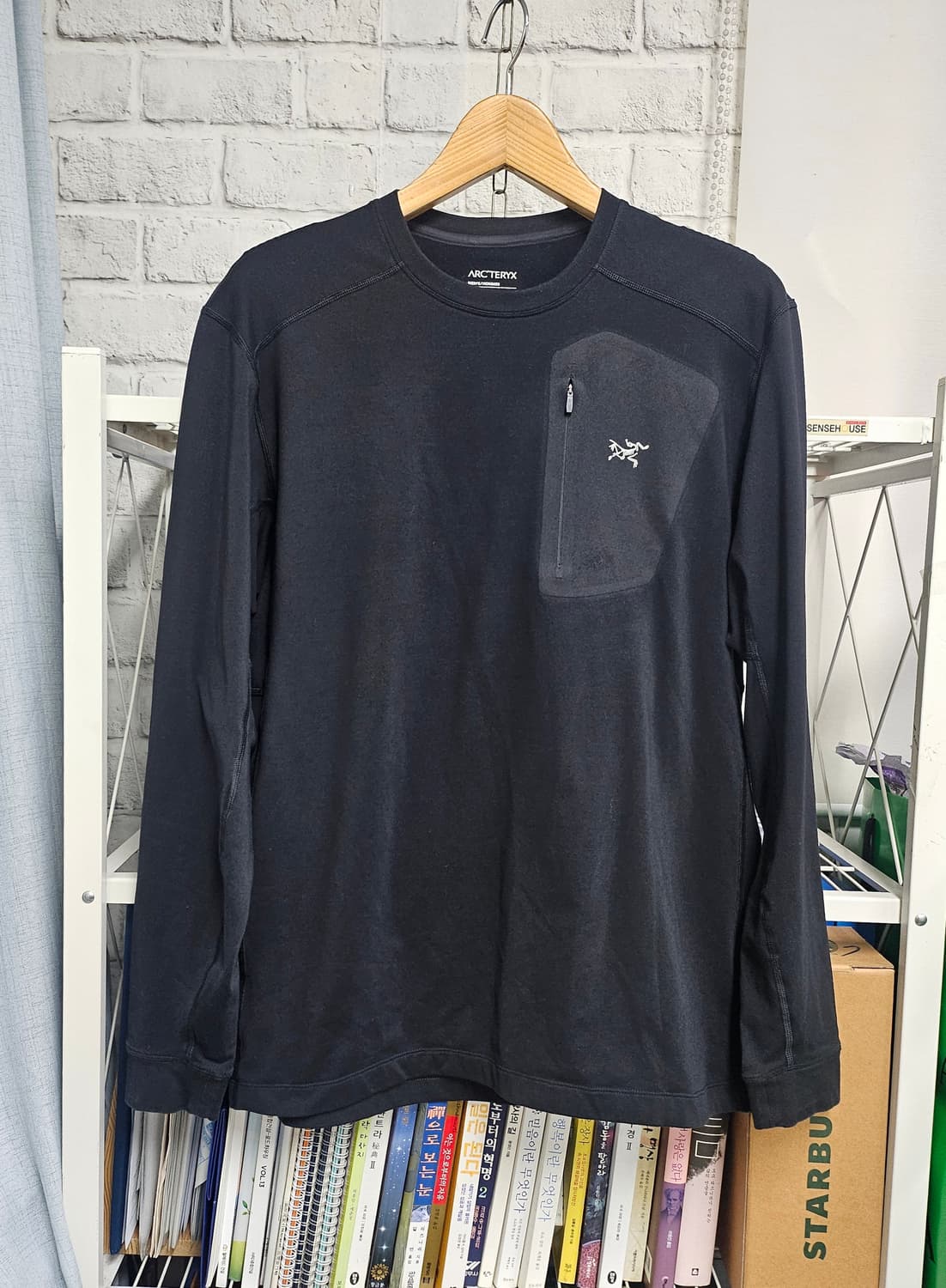 아크테릭스 남성 긴팔 티셔츠 100 라운드 지퍼 블랙 MM07 상품이미지1