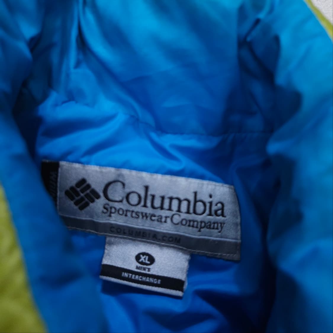 컬럼비아 티타늄 곱창 경량 패딩 XL 상품이미지5