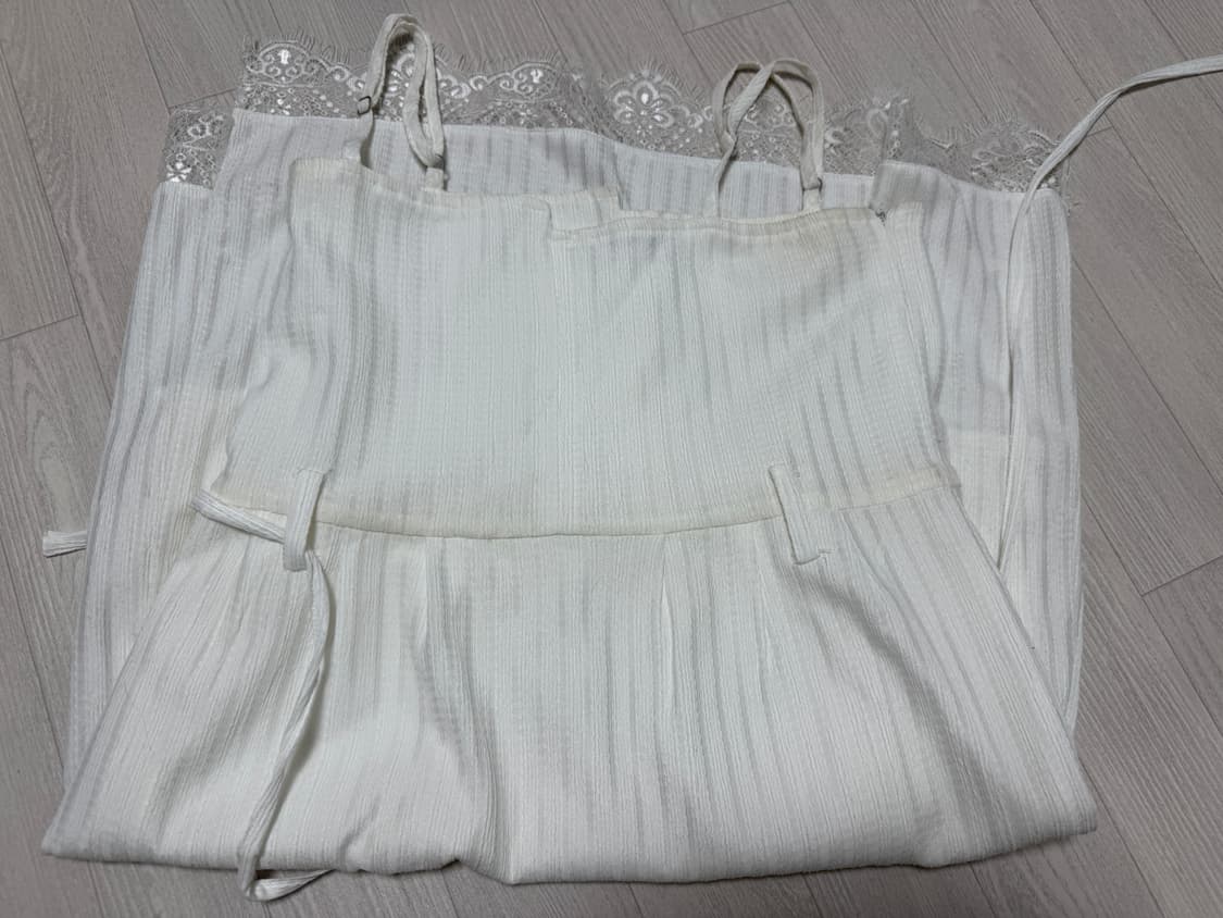 밀로우먼 레이스 미디 드레스 상품이미지2