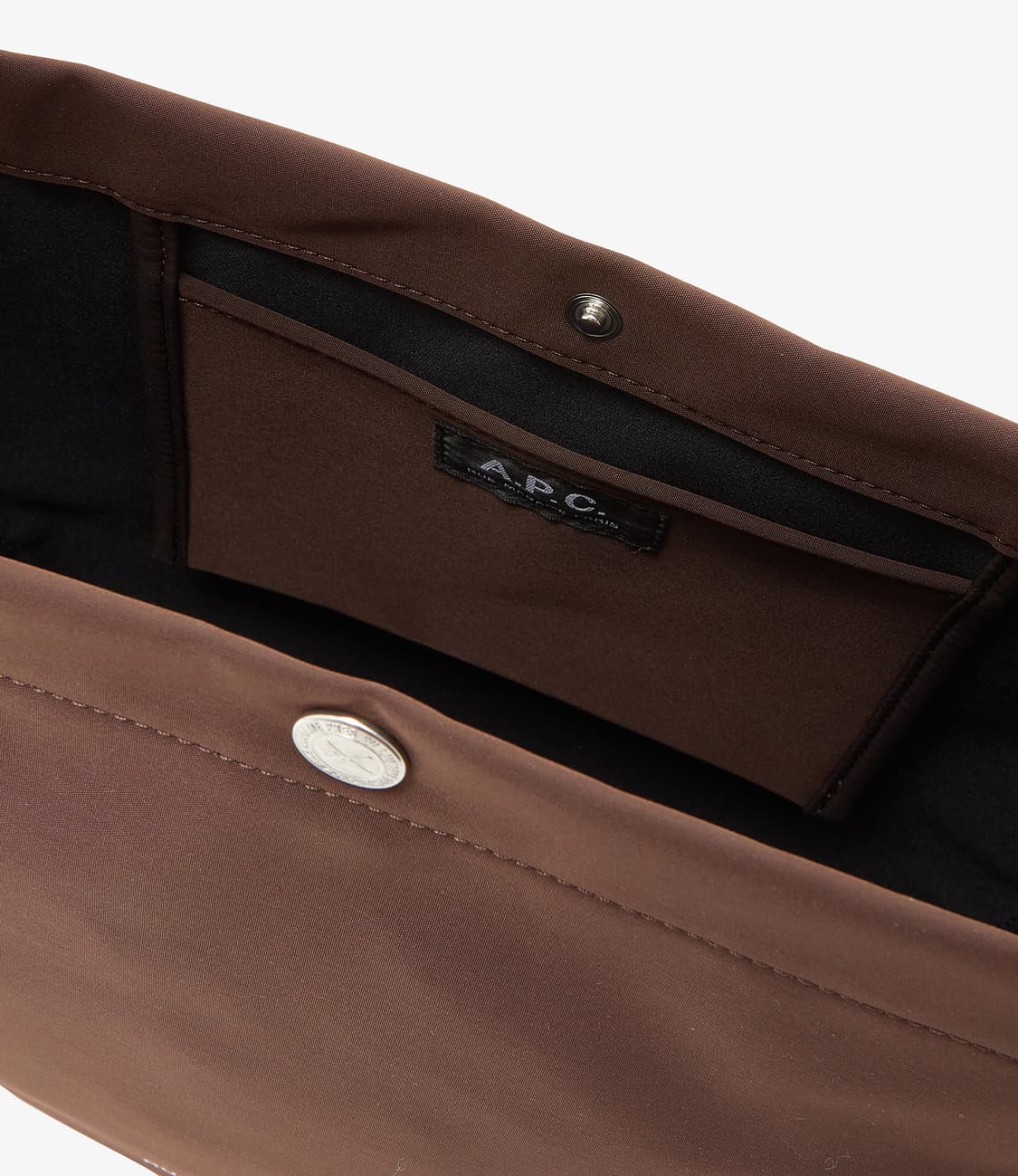 (새상품60%할인)APC 아페쎄 정품 남녀공용 저널 숄더백 나일론 브라운 상품이미지5