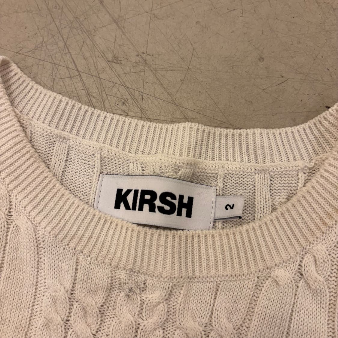 키르시 스몰로고 케이블 반팔니트 상품이미지3