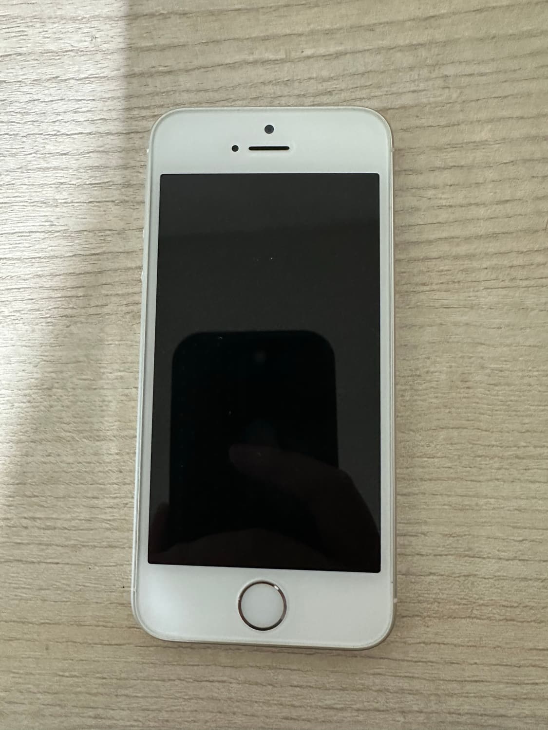 아이폰 se 실버 16기가 상품이미지2