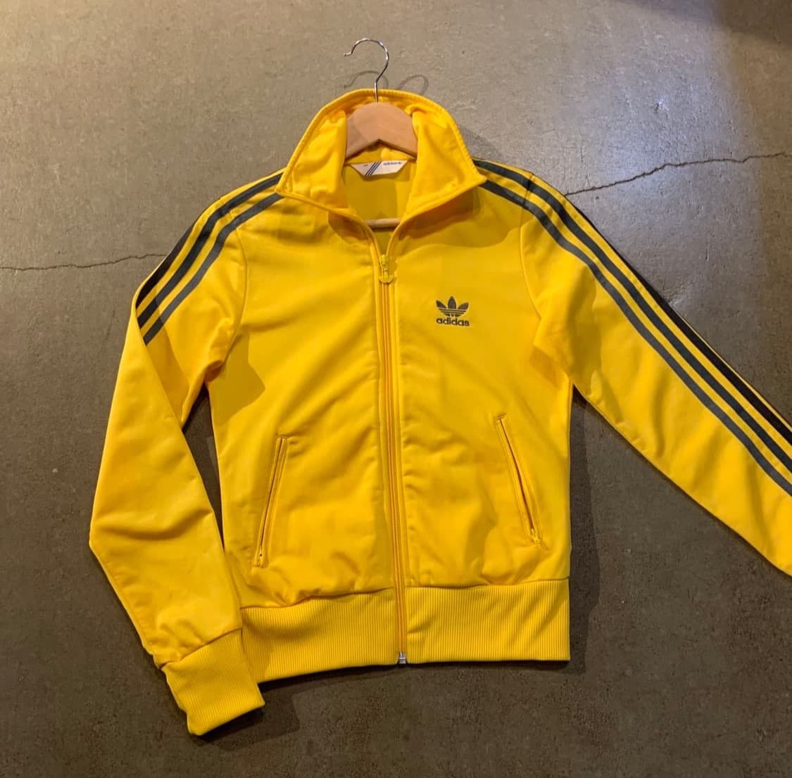 노란색 아디다스 져지((급처 상품이미지1