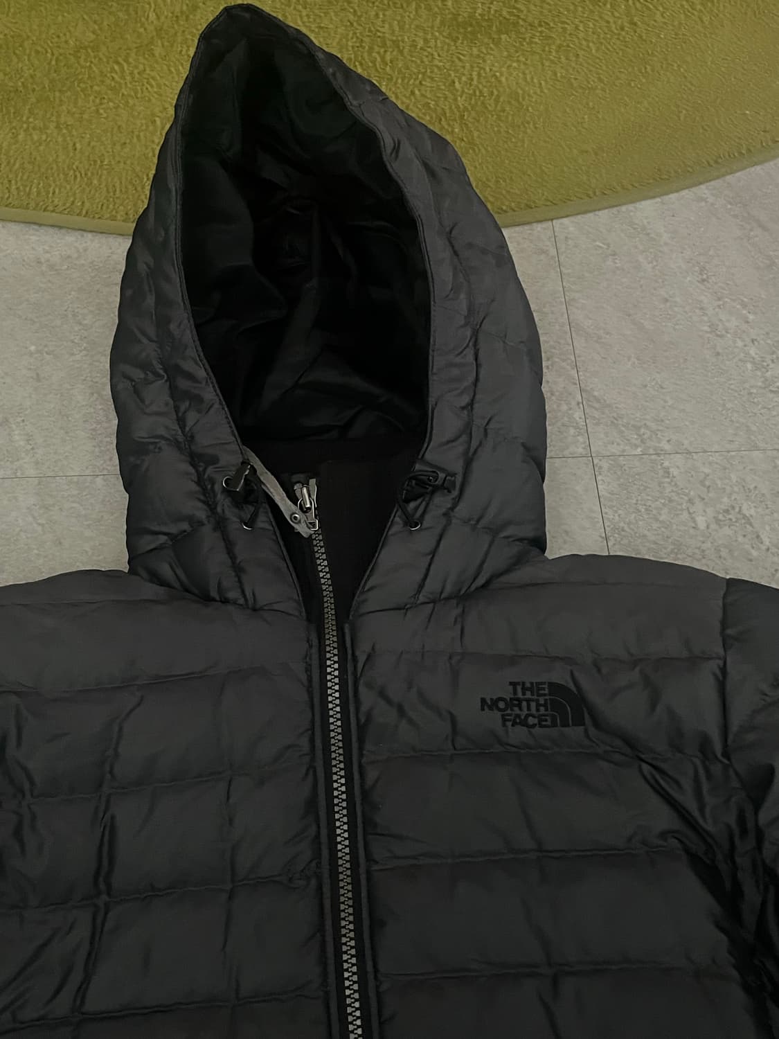 노스페이스 경량패딩 M 상품이미지2