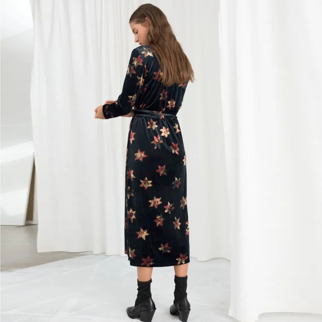 앤아더스토리즈(& Other Stories) 플로럴 벨로아 랩원피스 55 상품이미지3