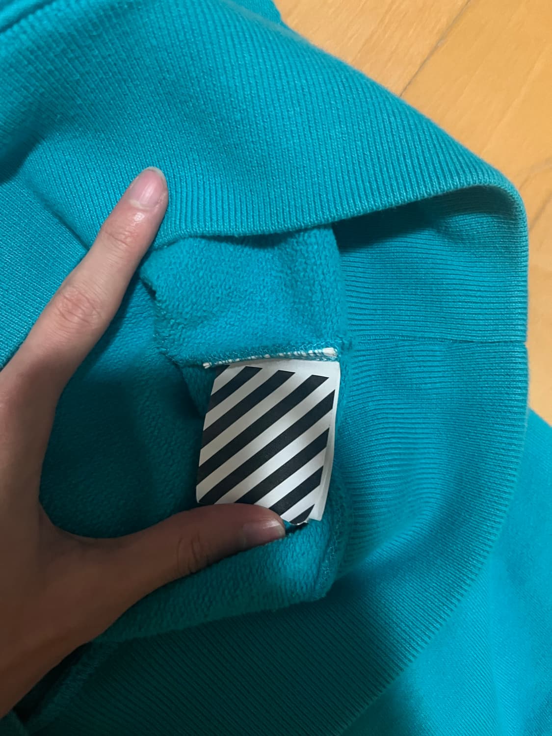 오프화이트 후드 상품이미지4