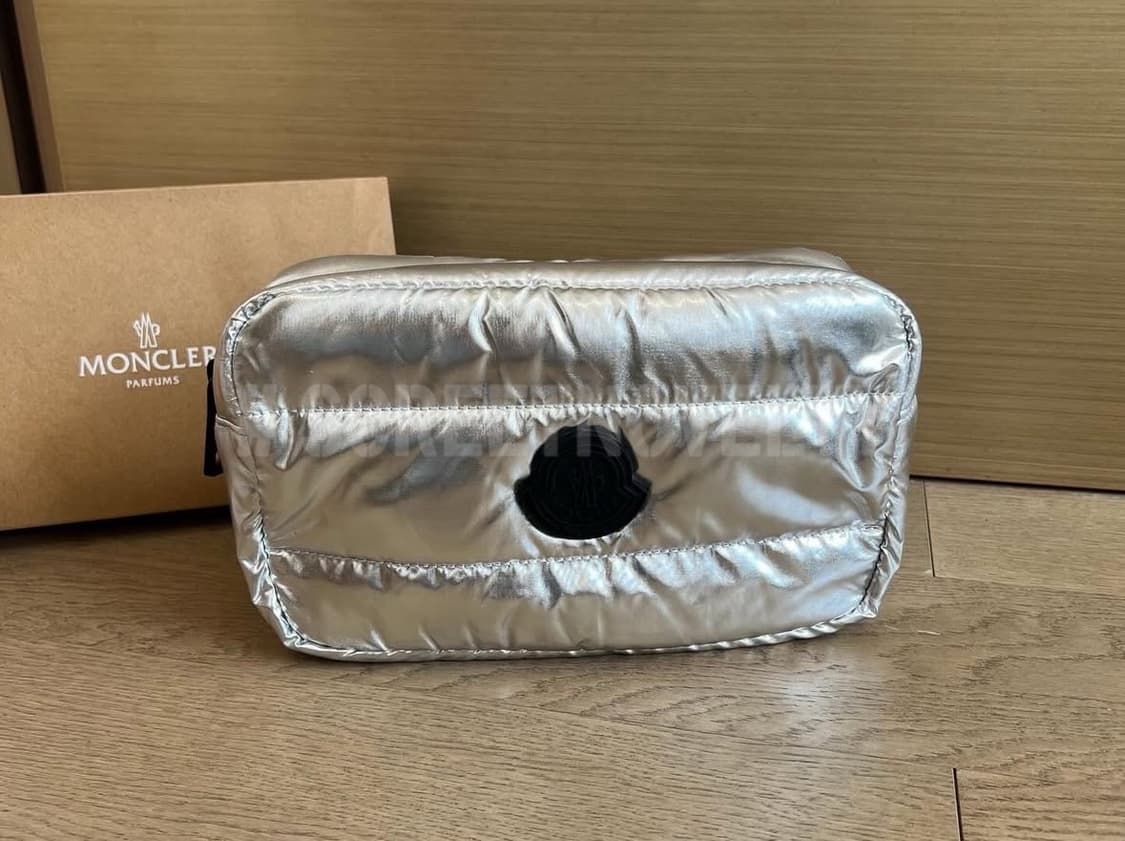  몽클레어 패딩파우치 골프파우치 퀄팅파우치 실버 상품이미지2