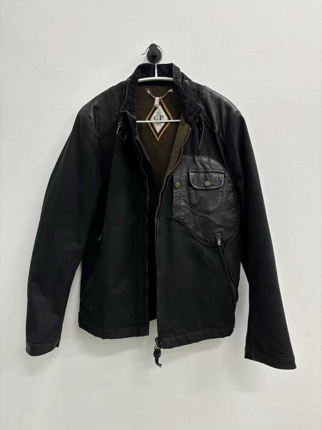 CP컴퍼니 & BRITISH MILLERAIN 헤리티지 레더 믹스 자켓 상품이미지2