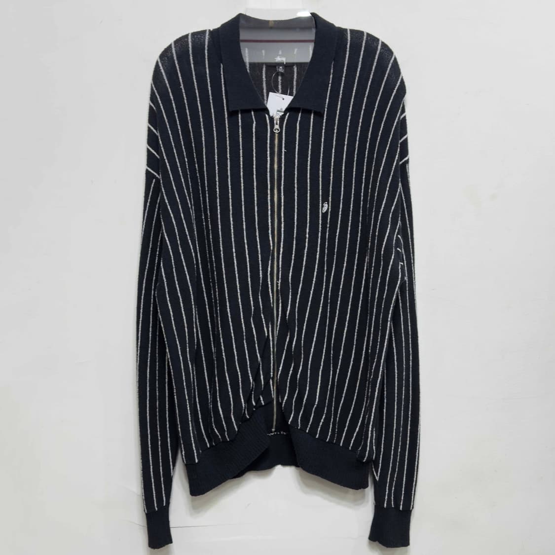 스투시 스트라이프 집업 니트 가디건 상품이미지1