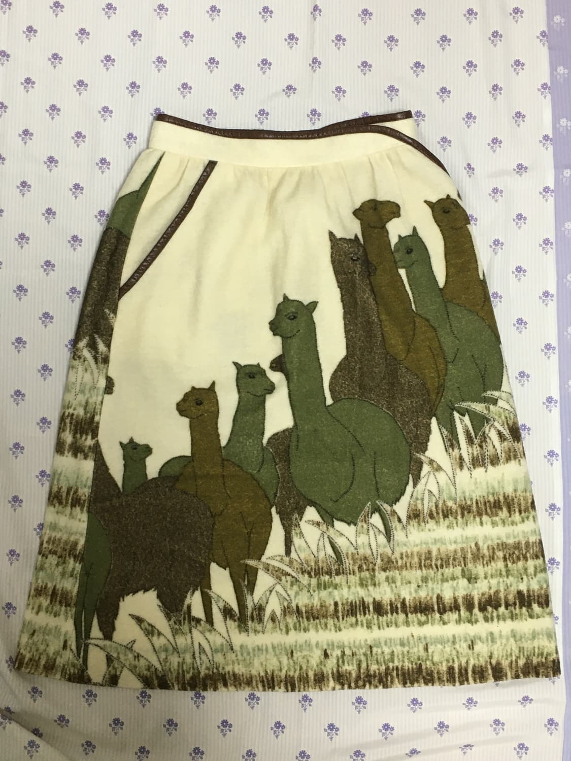 Alpaca Midi Skirt 상품이미지1