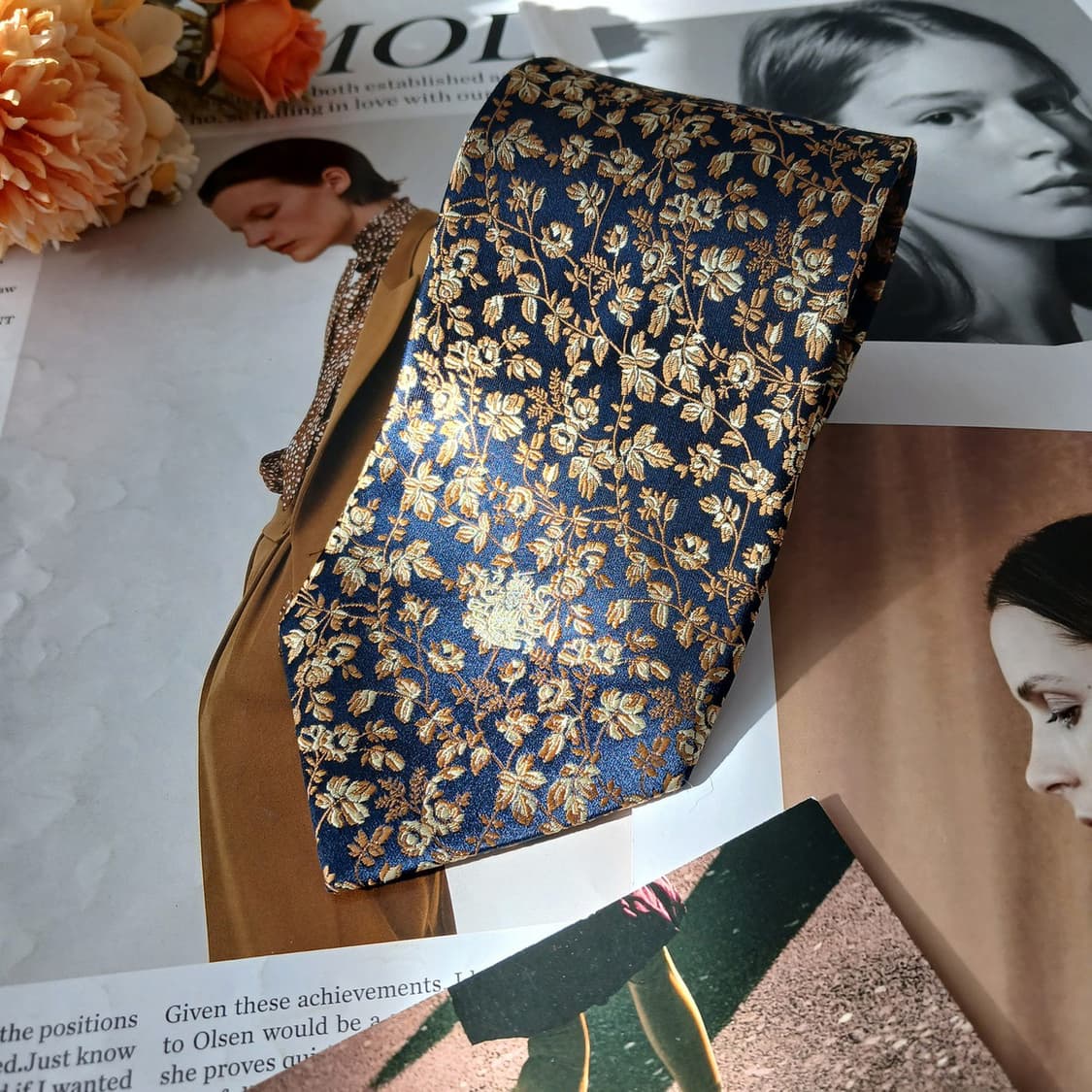 아쿠아스큐텀 실크 플로럴 자수 넥타이 9.4cm A+등급 A19435
 상품이미지4