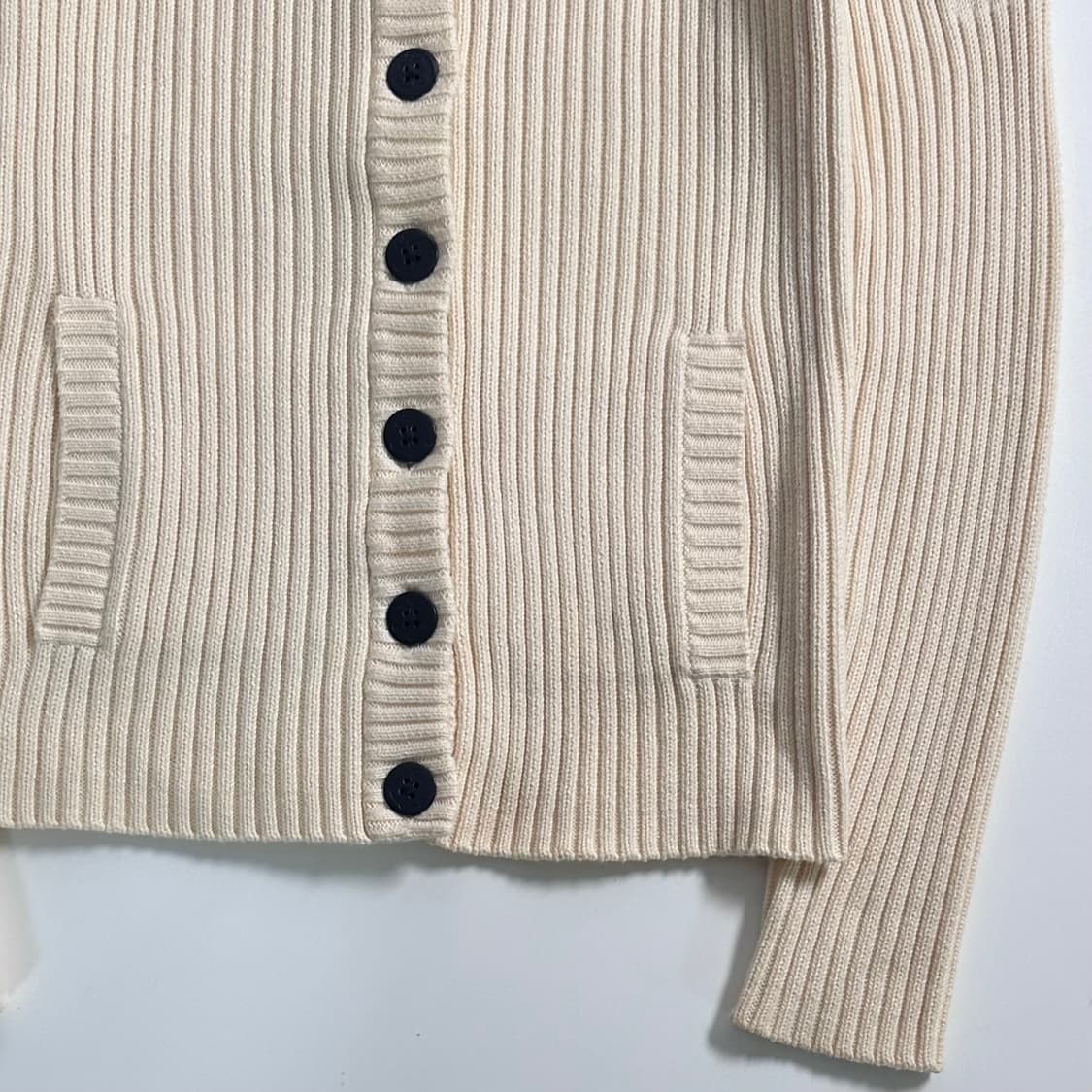 로렌 랄프로렌 니트 버튼 하이넥 가디건 상품이미지3